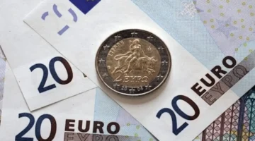 سعر اليورو مقابل الجنيه الأحد 19 أكتوبر 2025: تثبيت أو تغيرات قيّمة في السوق النقدي